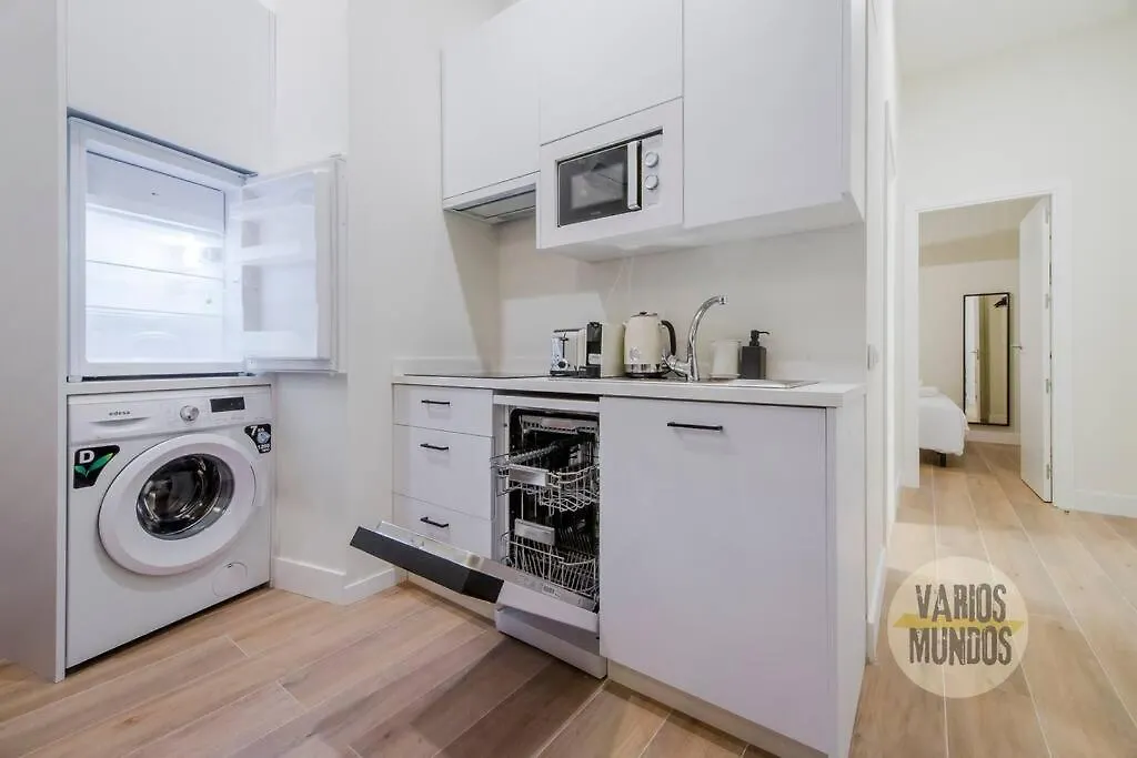 Cozy y Céntrico Apt para 6pax en Plaza del Carmen E2-1